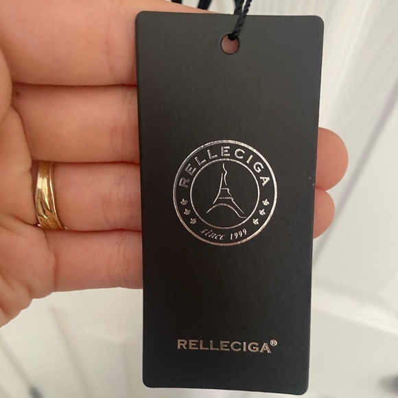 Black bikini top - Picture 3 of 4